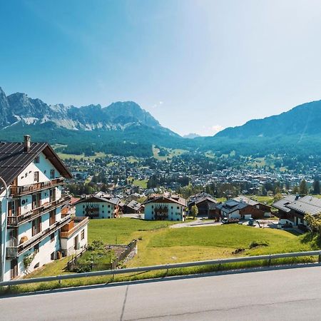 Chalet Socrepes - Dolomiti Skyline كورتينا دامبيتزو المظهر الخارجي الصورة